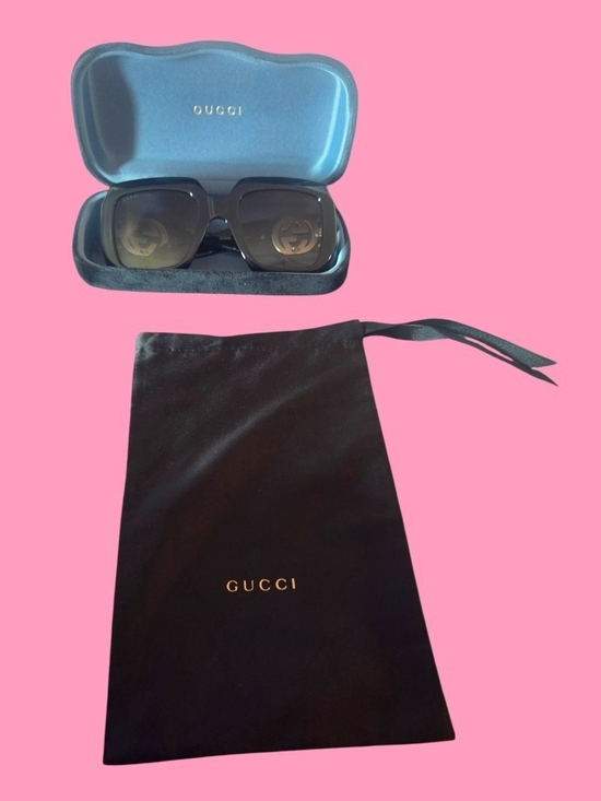 Gucci Black Oversized Square Sunglasses with Gold Logo Accent main image 6